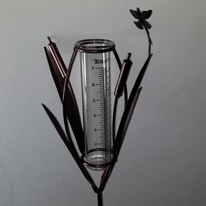 Rain Guage Yard Art Stake Metal Glass Cylynder Measurement Insert Dragonfly